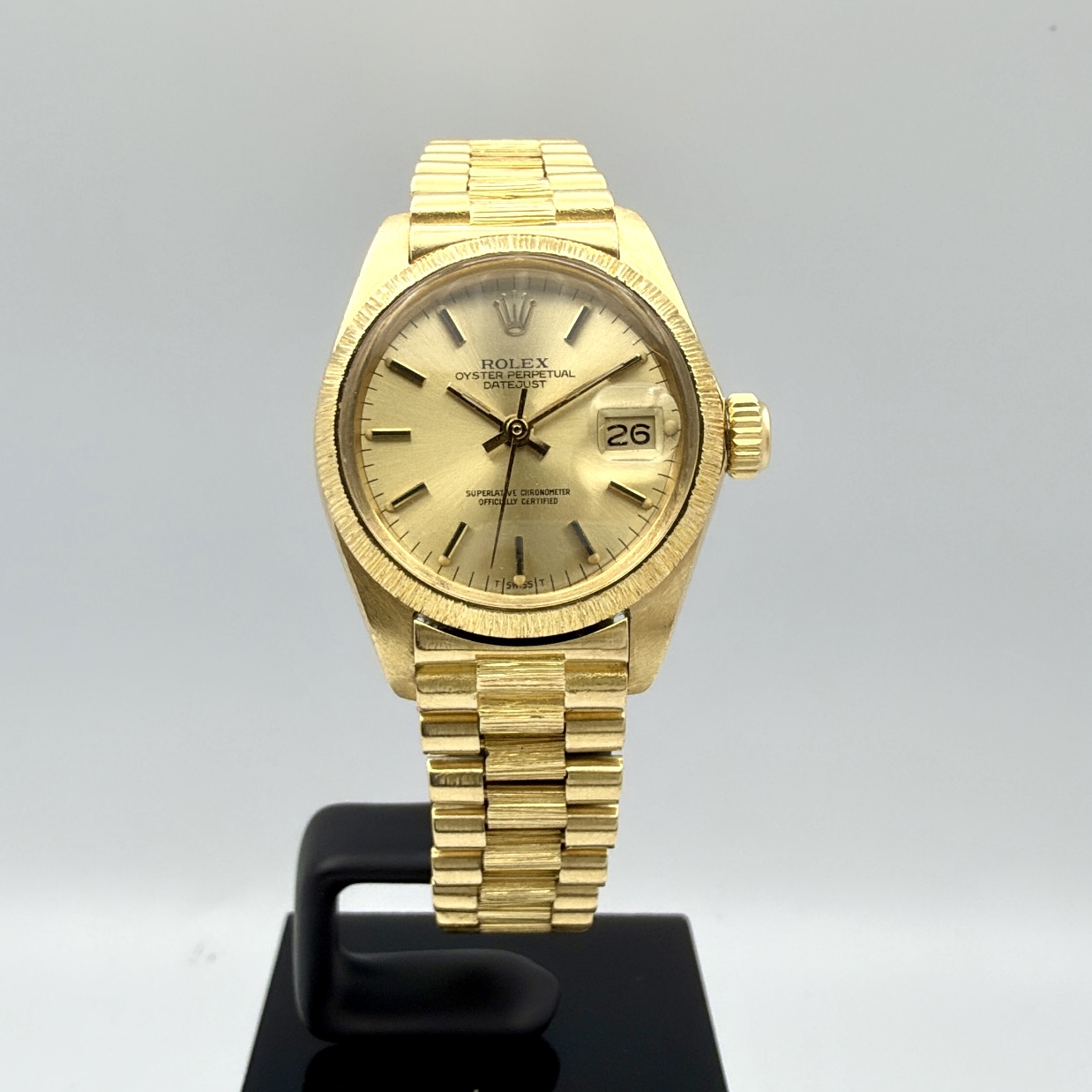 Rolex Lady-Datejust 26mm 18k Yellow Gold Bark