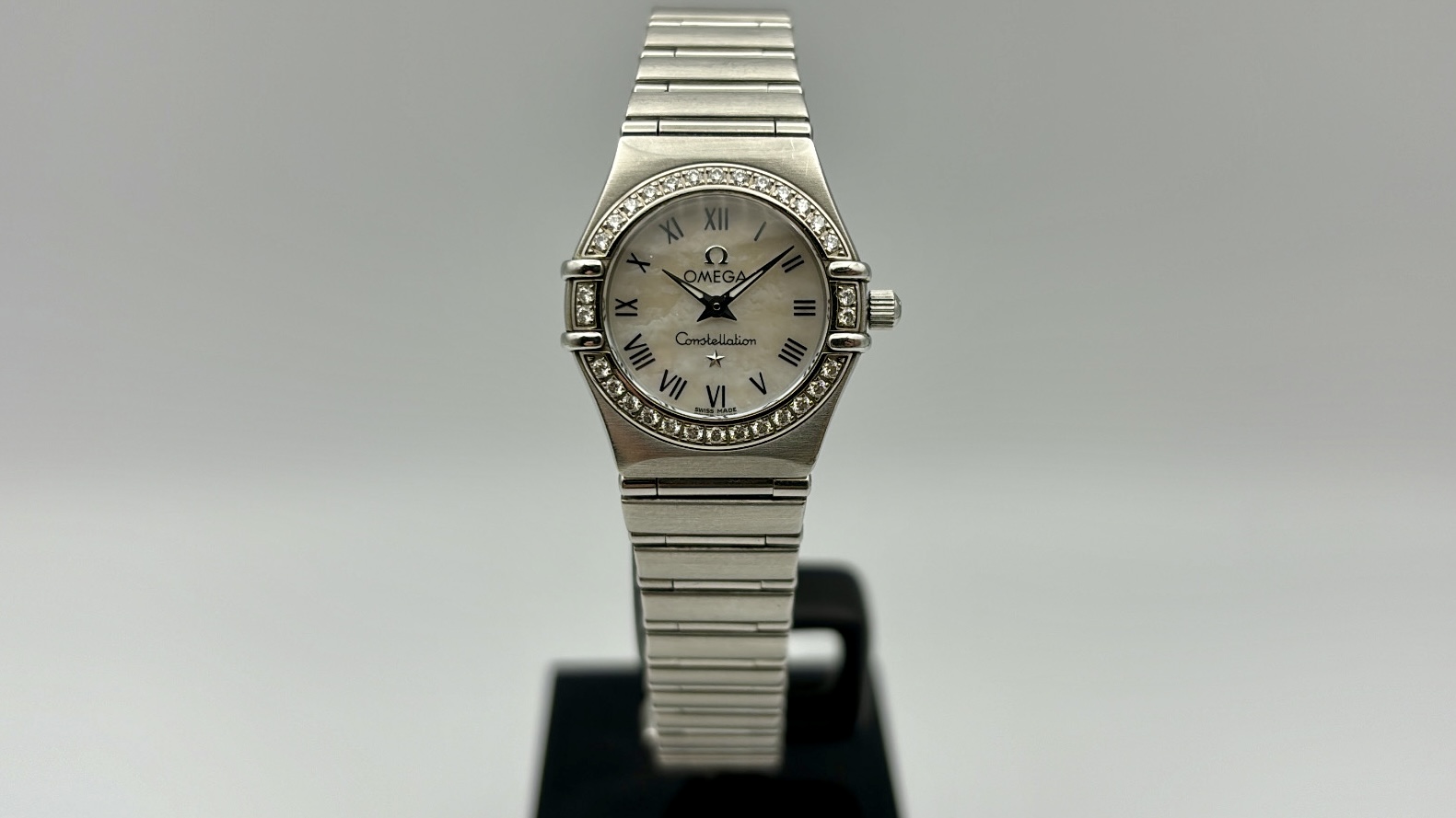 Omega Constellation Quartz Diamonds - 1466.61.00