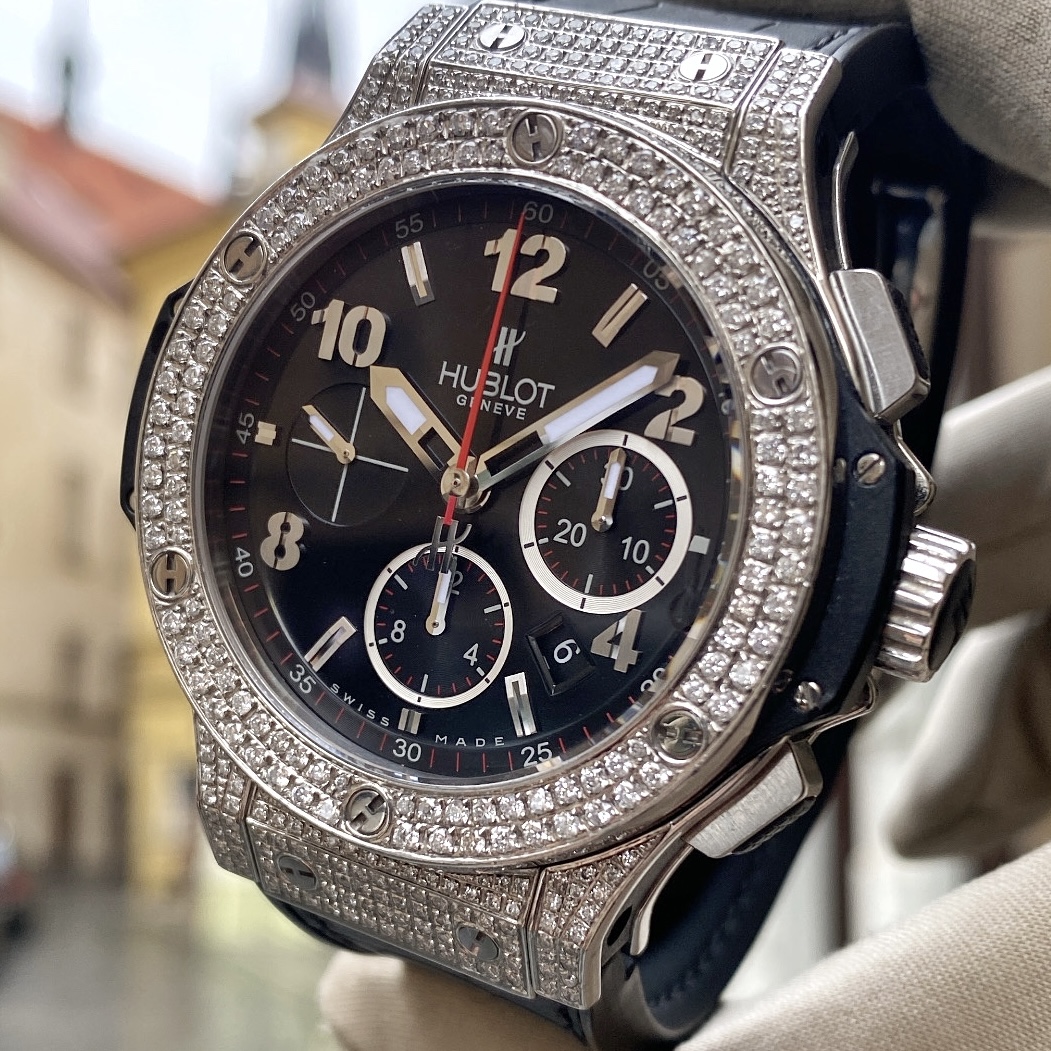 Hublot Big Bang Diamonds - 301.SX.130.RX