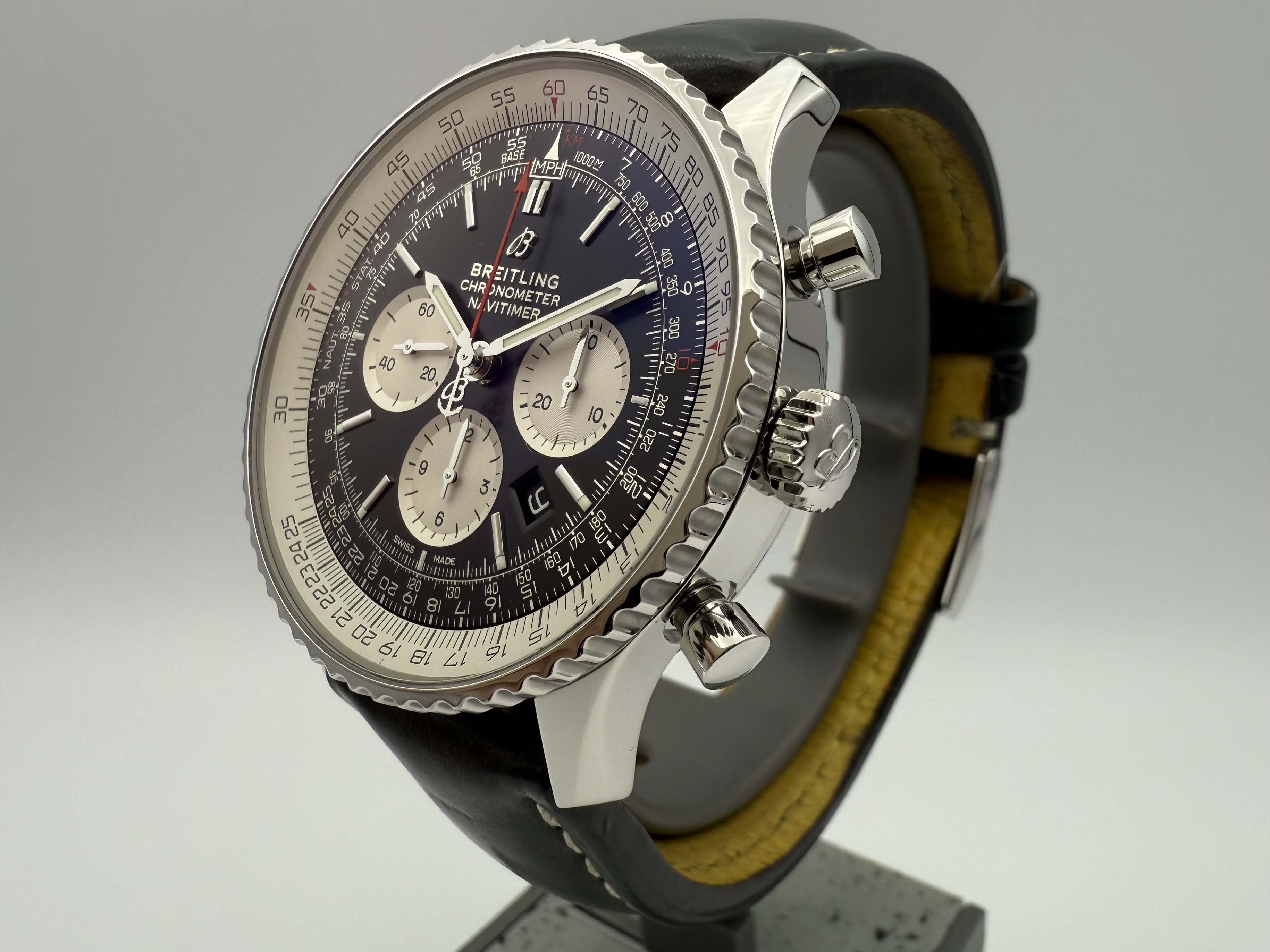 Breitling Navitimer B01 Chronograph - AB0127211B1X1