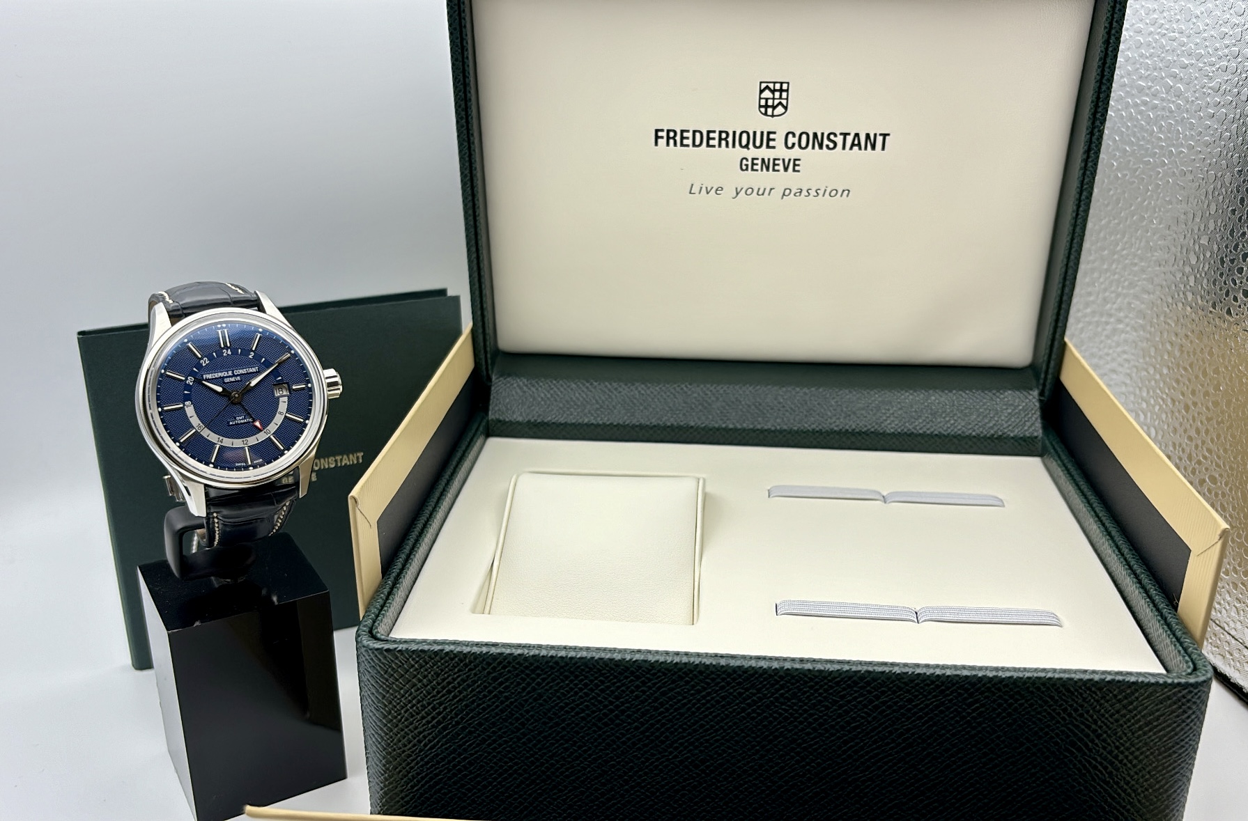 Frederique Constant Yacht Timer GMT - FC-350NT4H6