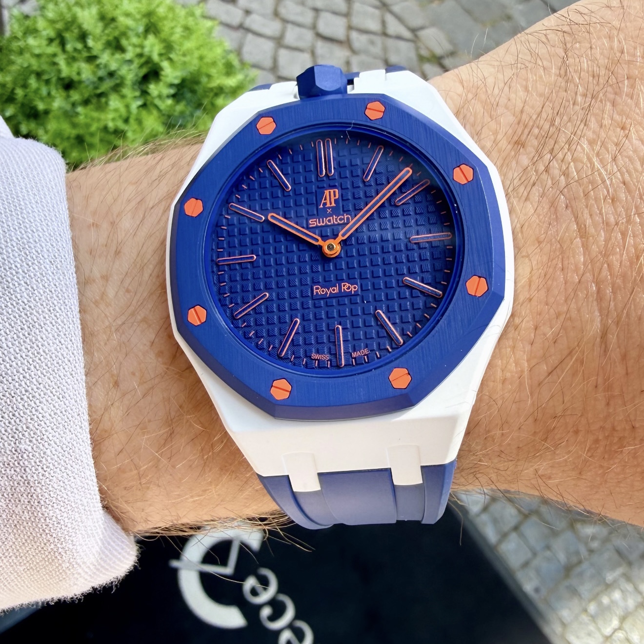 Swatch x AP Royal Pop Orenji Hachi