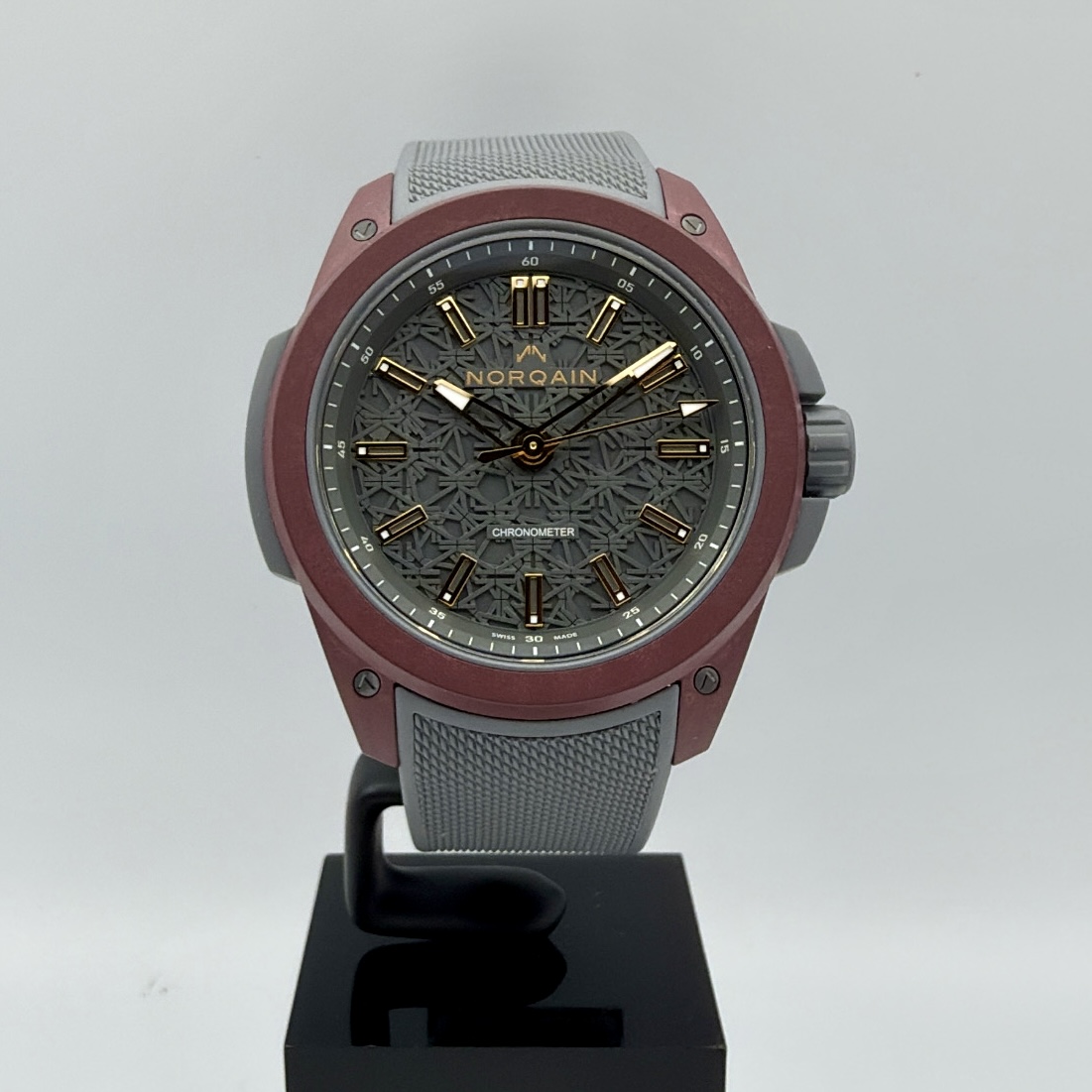 Norqain Independence Wild One Burgundy 42mm