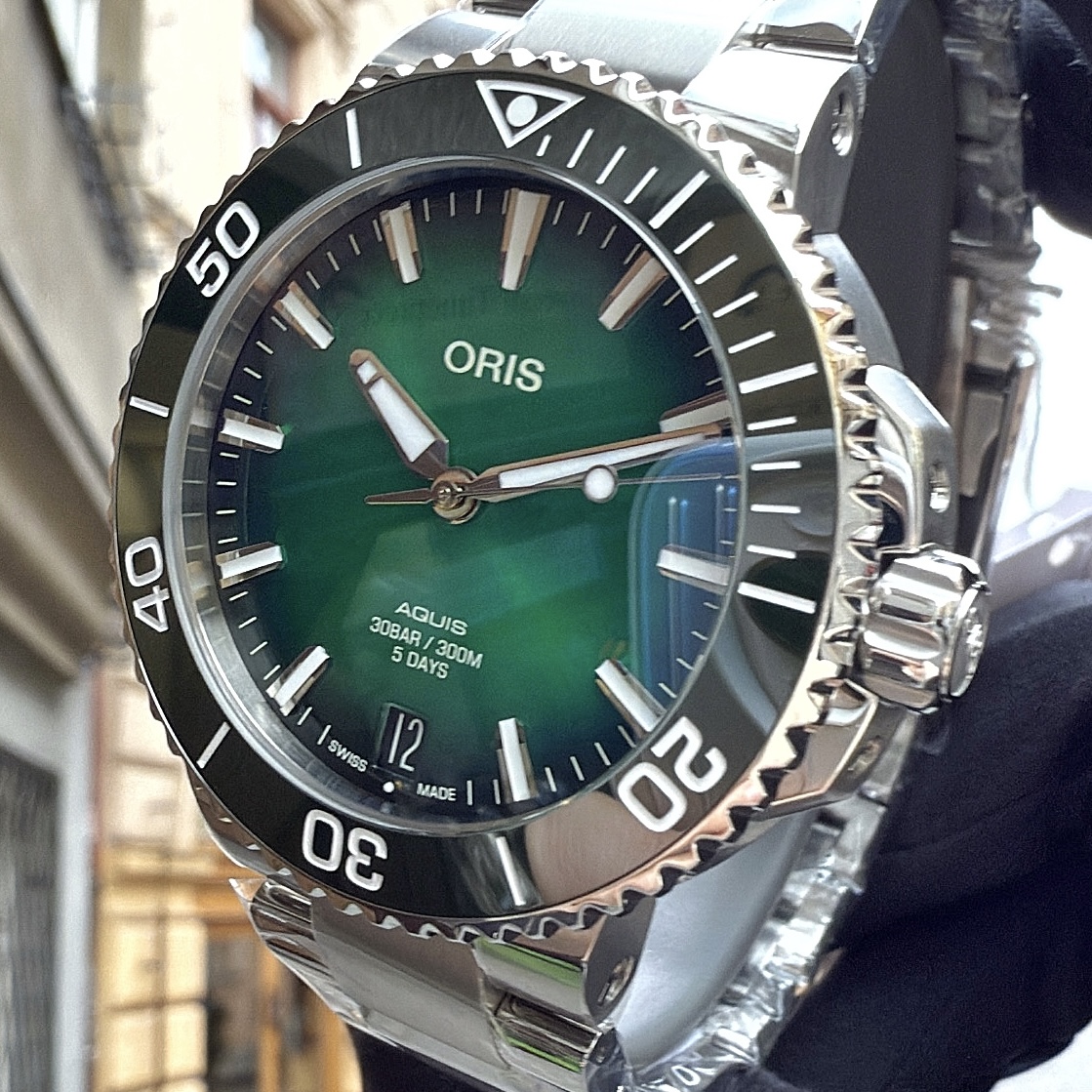 Oris Aquis Date Calibre 400 - 01 400 7769 4157-07 8 22 09PEB