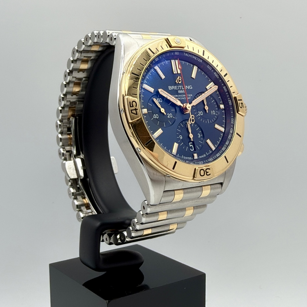 Breitling Chronomat B01 42