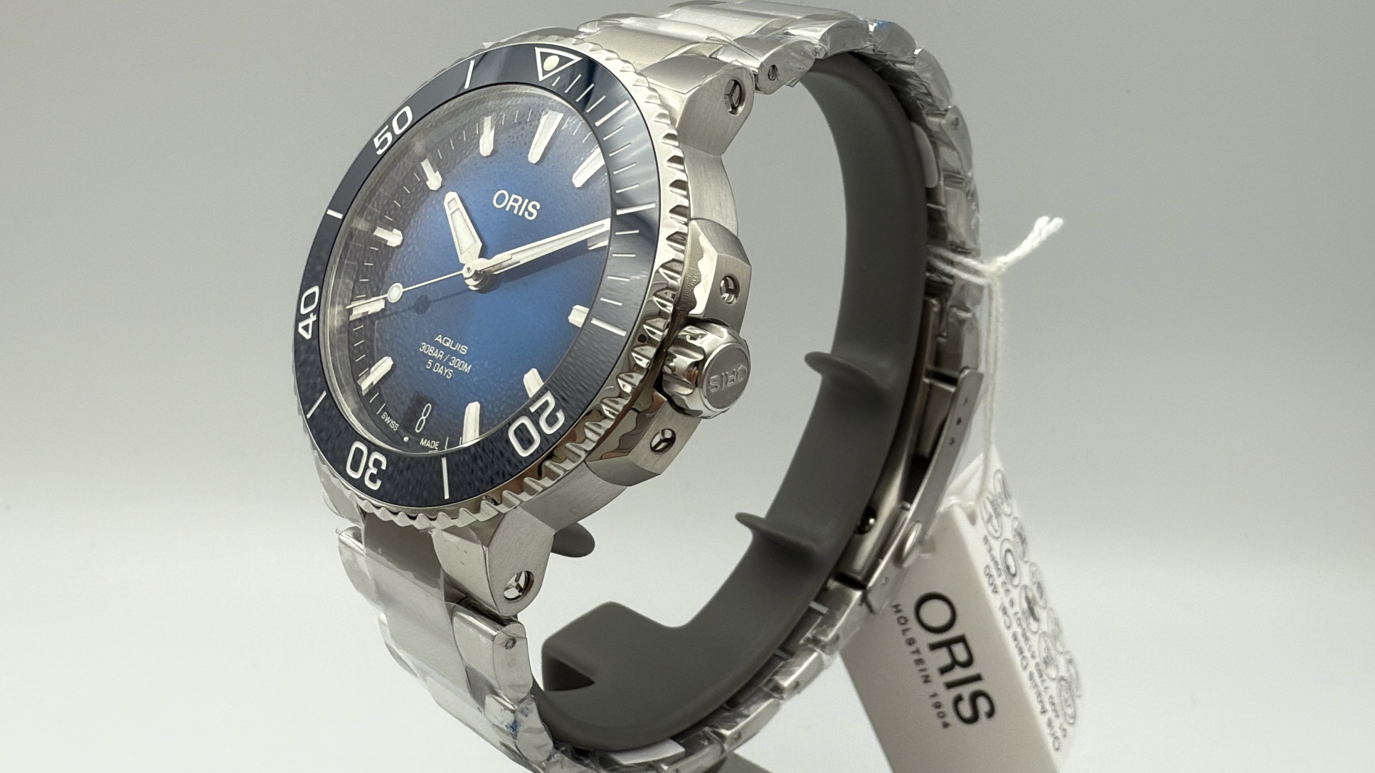 Oris Aquis Date Calibre 400 - 01 400 7769 4135-07 8 22 09PEB