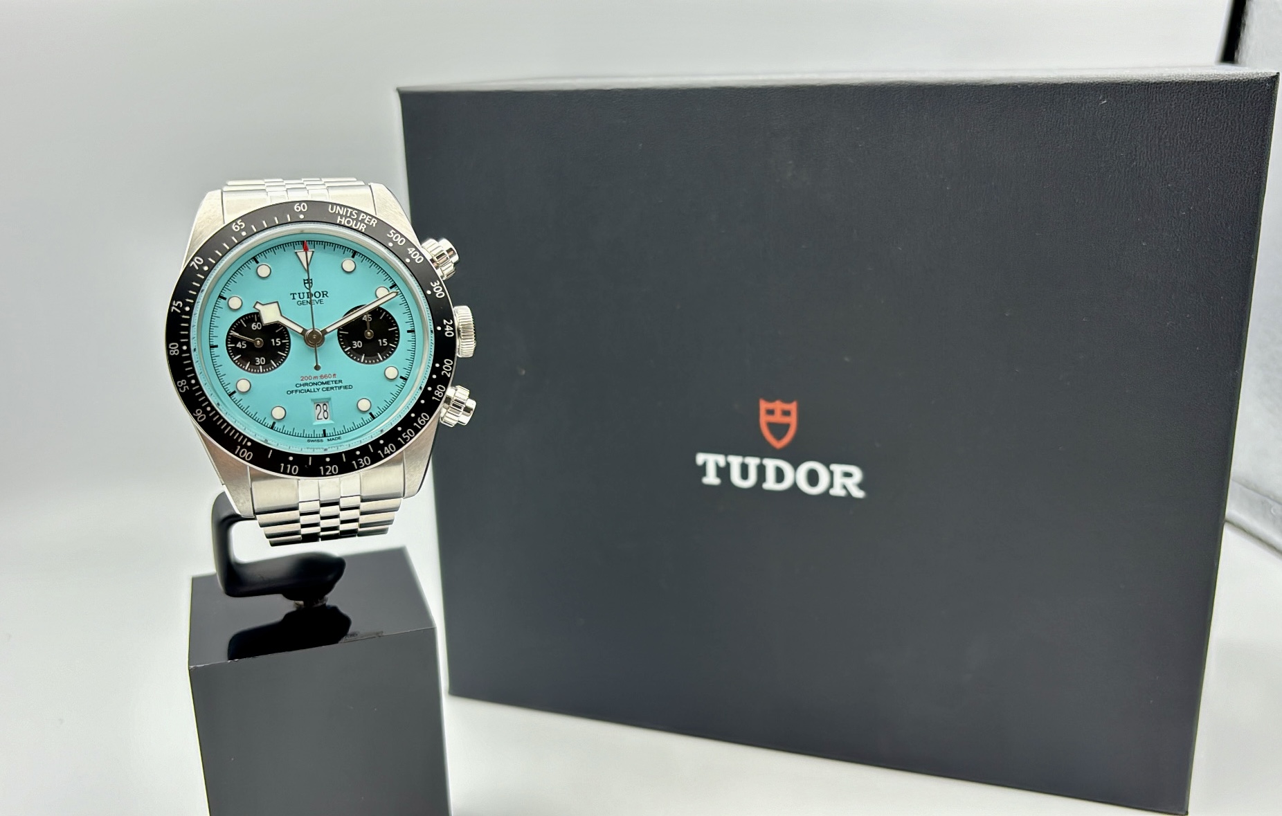 Tudor Black Bay Chrono Flamingo Blue