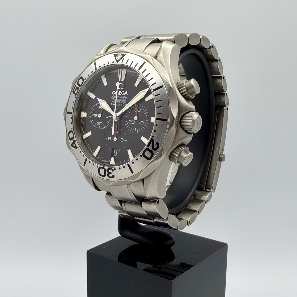 Omega Seamaster Diver 300M America's Cup Titanium