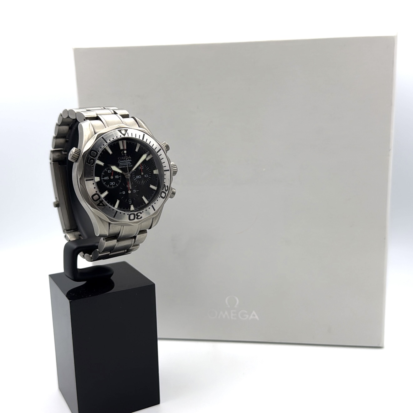 Omega Seamaster Diver 300M America's Cup Titanium