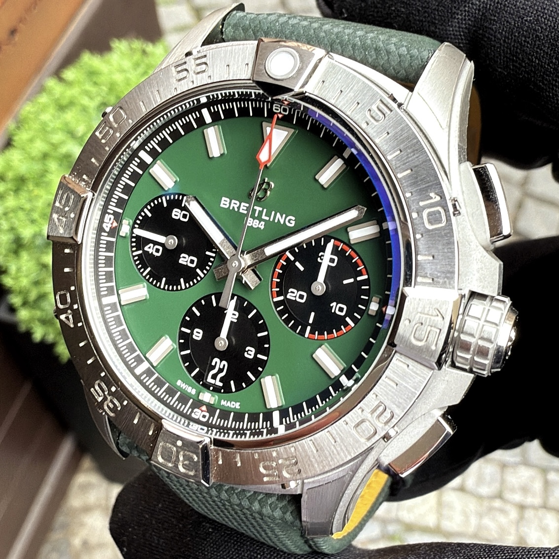 Breitling Avenger B01 Chronograph