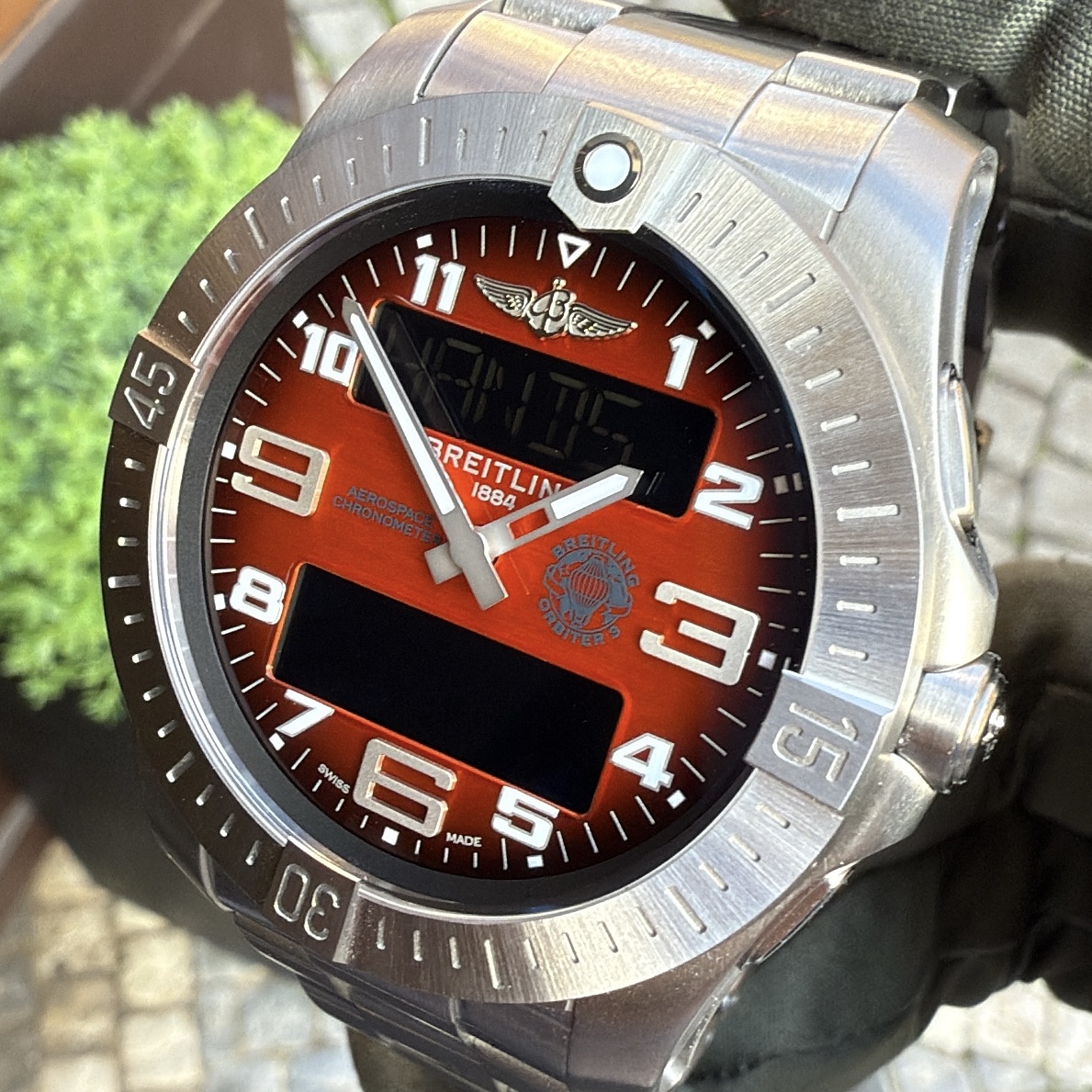 Breitling Aerospace B70 Orbiter