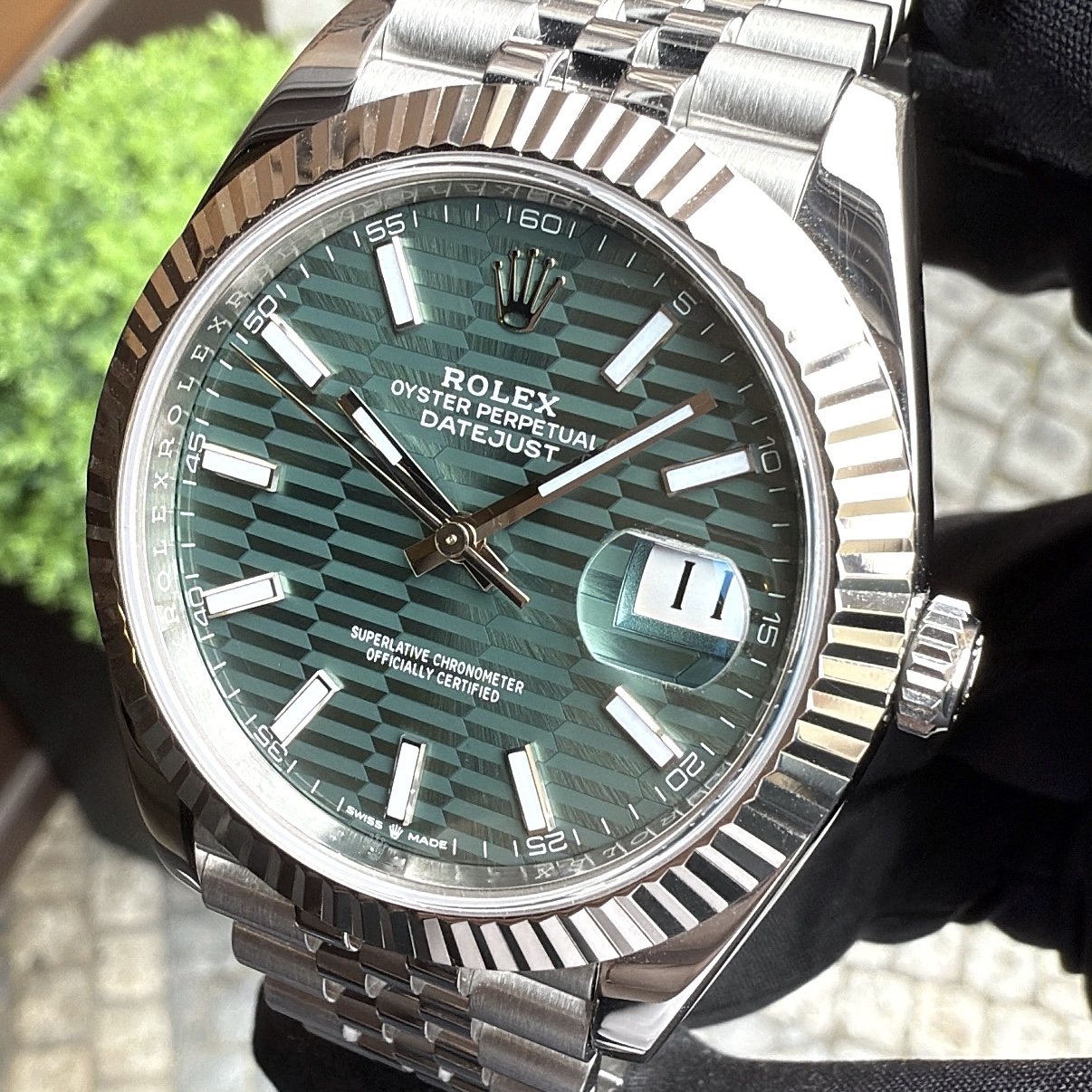 Rolex Datejust 41 Green Motif