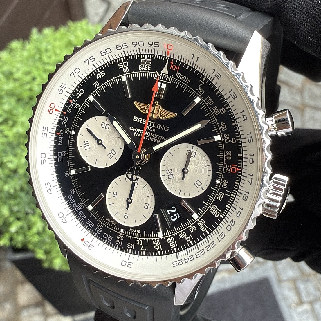 Breitling Navitimer 01