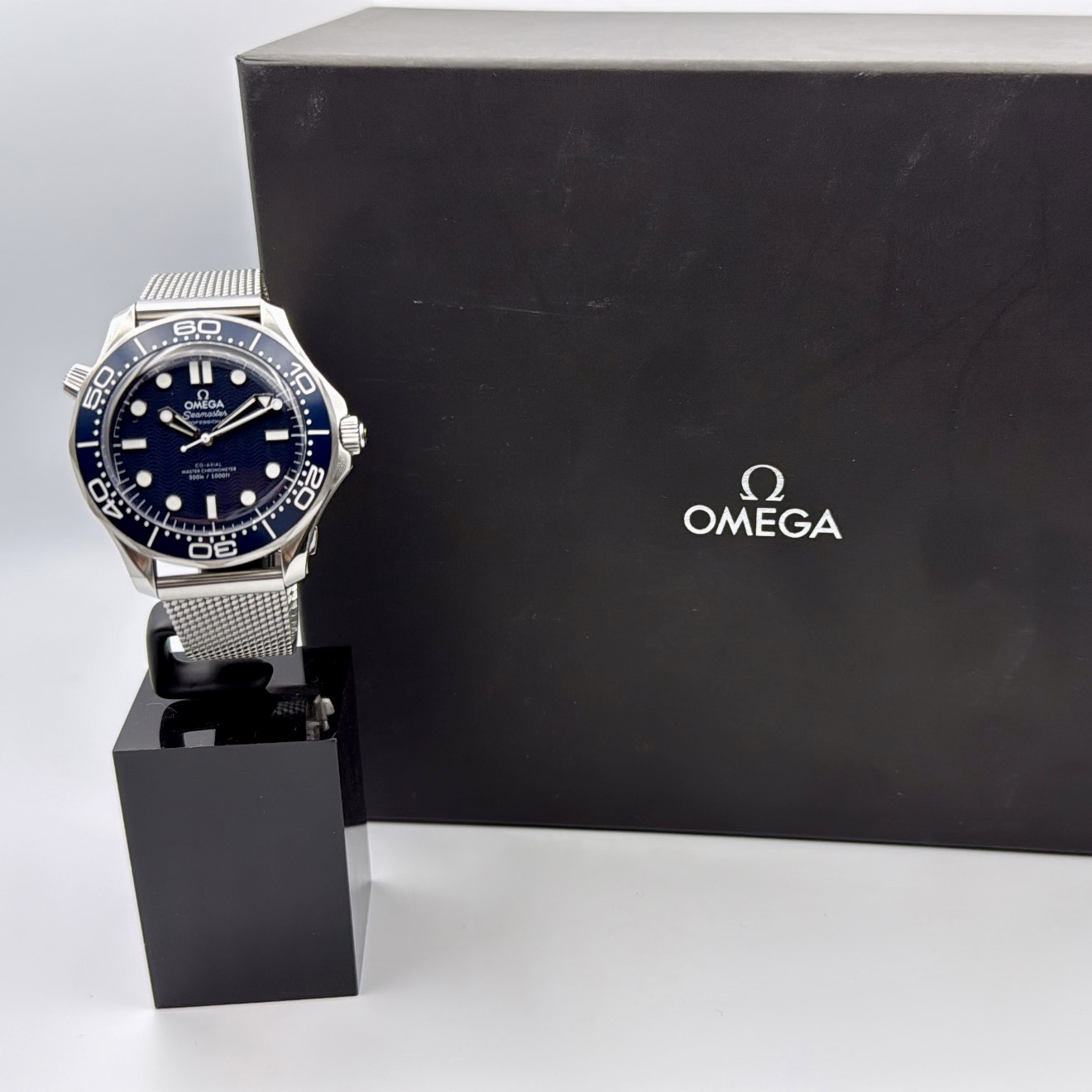 Omega Seamaster Diver 300M James Bond 60th Anniversary