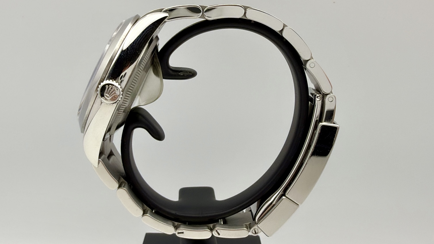 Rolex Explorer 36 124270