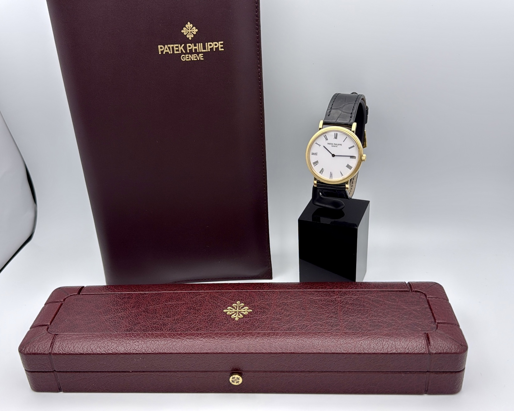 Patek Philippe Calatrava 18k Yellow Gold