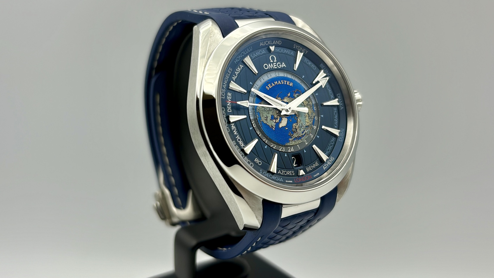 Omega Seamaster Aqua Terra Worldtimer 150m